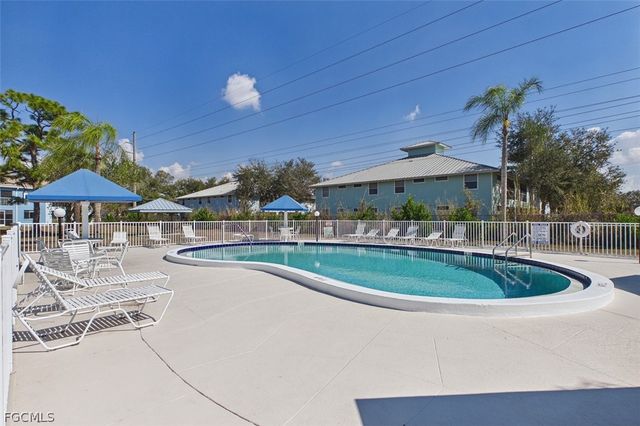 1100 Pondella RD 904, Cape Coral, FL 33909