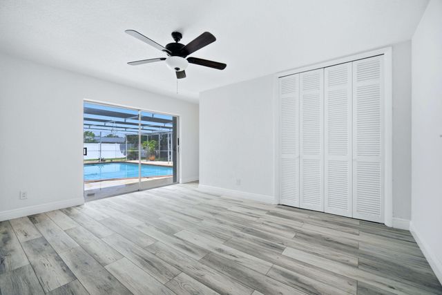 321 E Chaminade Drive, Hollywood, FL 33021