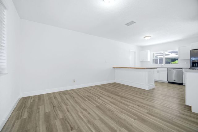 321 E Chaminade Drive, Hollywood, FL 33021