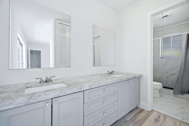 321 E Chaminade Drive, Hollywood, FL 33021