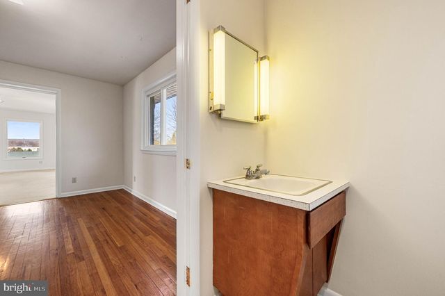4951 HORSESHOE PIKE, Honey Brook, PA 19344