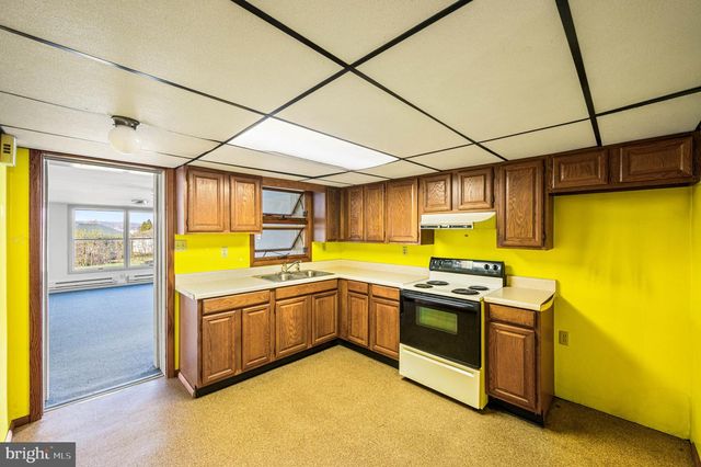 4951 HORSESHOE PIKE, Honey Brook, PA 19344