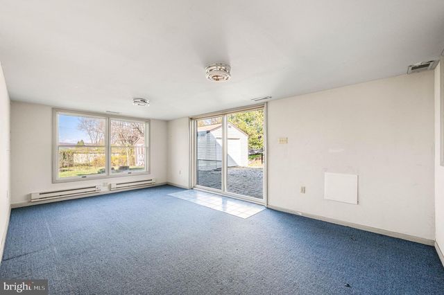 4951 HORSESHOE PIKE, Honey Brook, PA 19344