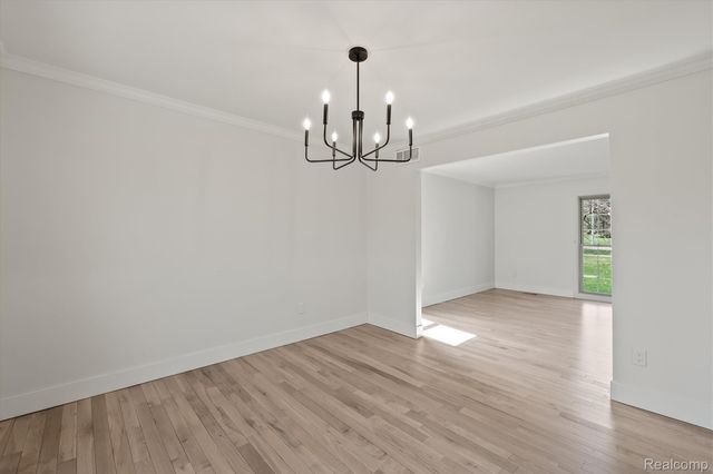 1132 Hemlock Drive, Rochester, MI 48307