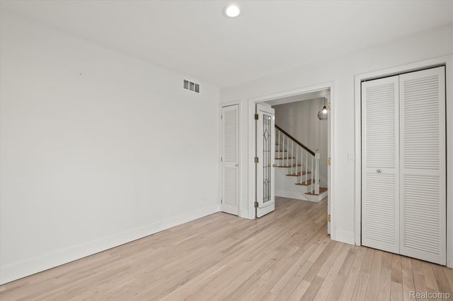 1132 Hemlock Drive, Rochester, MI 48307