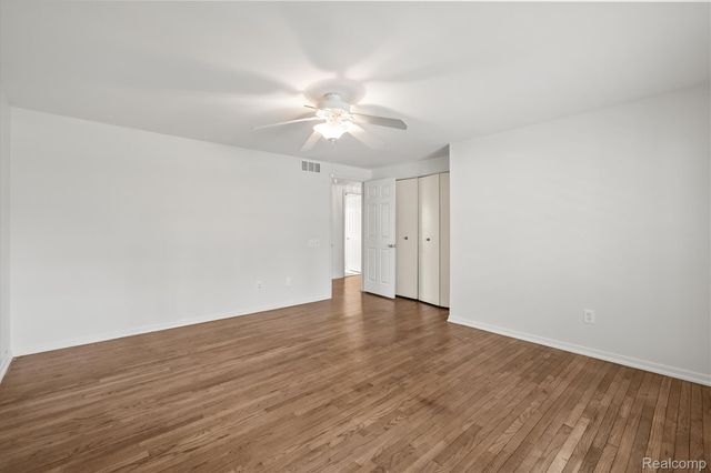 1132 Hemlock Drive, Rochester, MI 48307