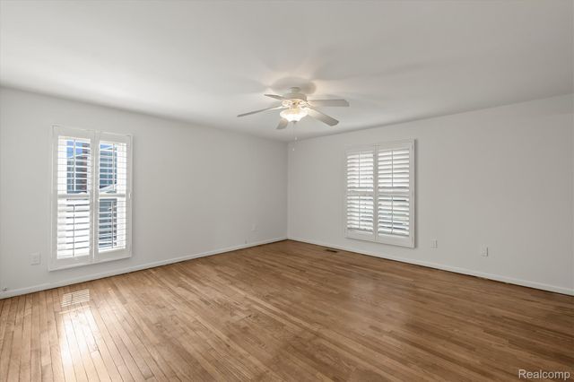 1132 Hemlock Drive, Rochester, MI 48307