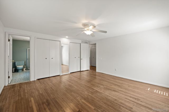 1132 Hemlock Drive, Rochester, MI 48307