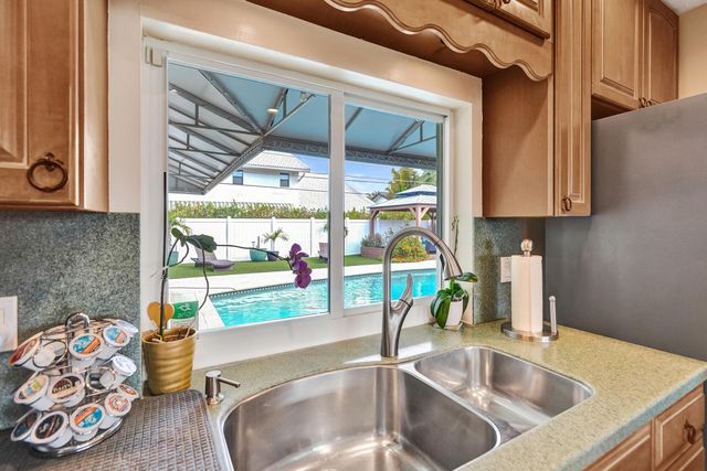 3001 NE 45th Street, Lighthouse Point, FL 33064