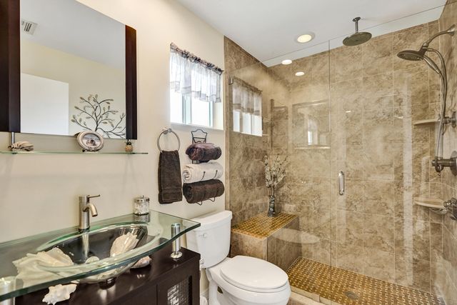 3001 NE 45th Street, Lighthouse Point, FL 33064