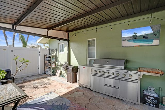 3001 NE 45th Street, Lighthouse Point, FL 33064