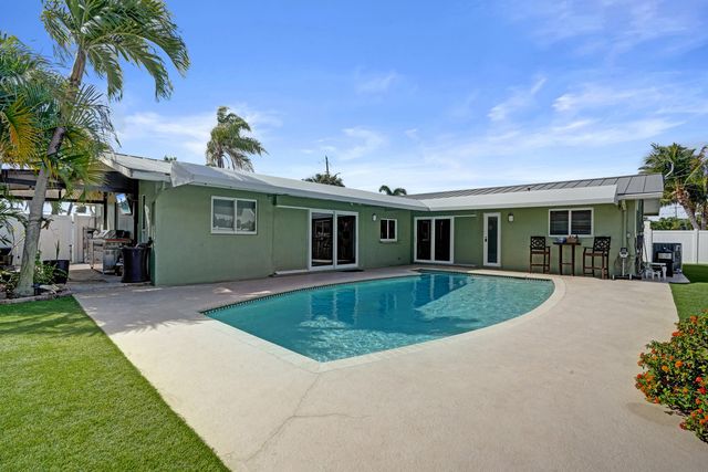 3001 NE 45th Street, Lighthouse Point, FL 33064