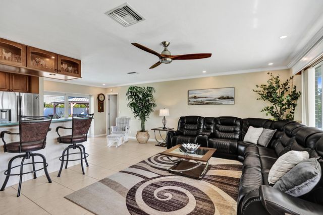 3001 NE 45th Street, Lighthouse Point, FL 33064