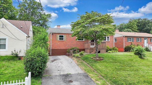 618 GLADIES ST, Roanoke, VA 24017