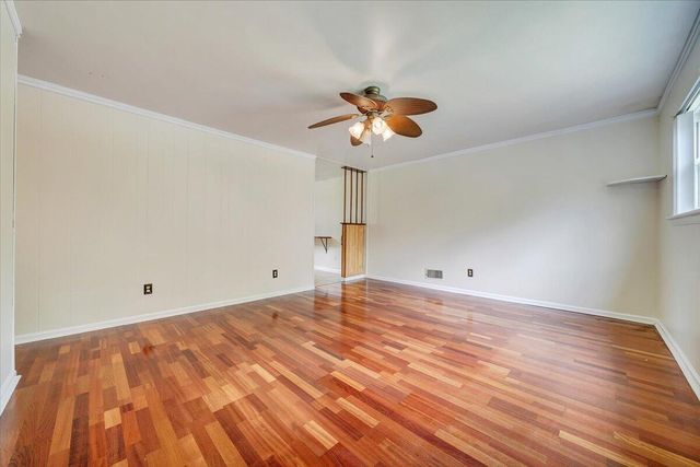 618 GLADIES ST, Roanoke, VA 24017