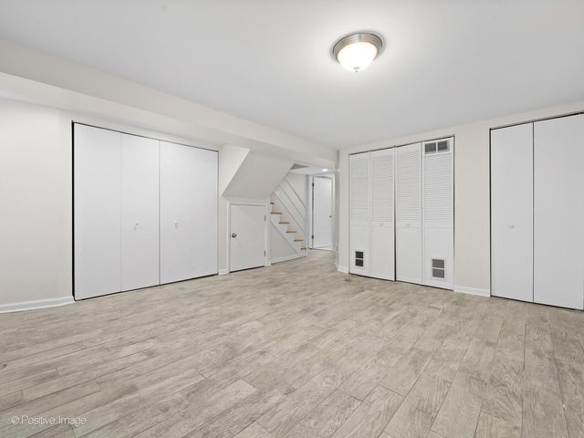 1730 N Wilmot Avenue, Chicago, IL 60647