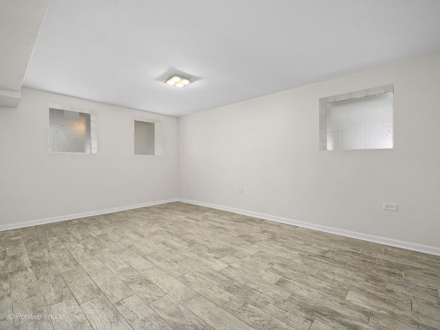 1730 N Wilmot Avenue, Chicago, IL 60647