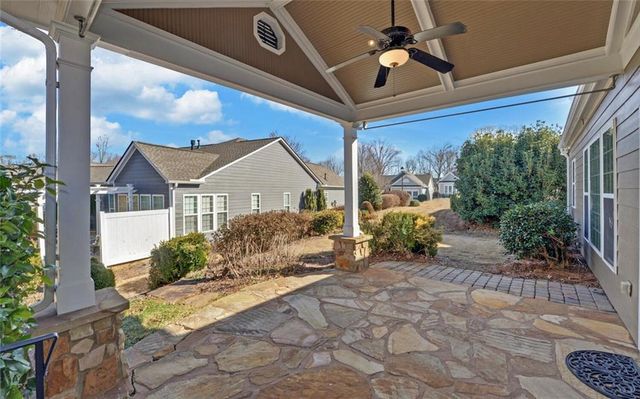 5908 Mountain Bluff Way, Hoschton, GA 30548