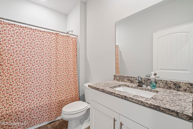 44 Harvest Dance Drive, Byhalia, MS 38611