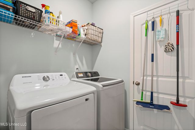 44 Harvest Dance Drive, Byhalia, MS 38611