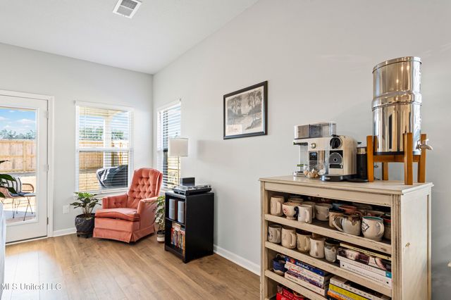 44 Harvest Dance Drive, Byhalia, MS 38611