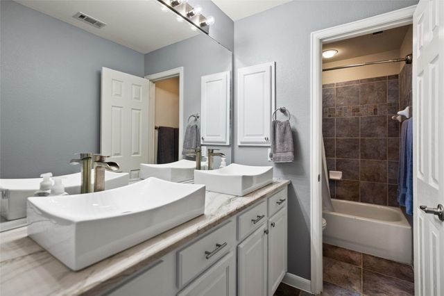 161 Daisy PATH, Austin, TX 78737