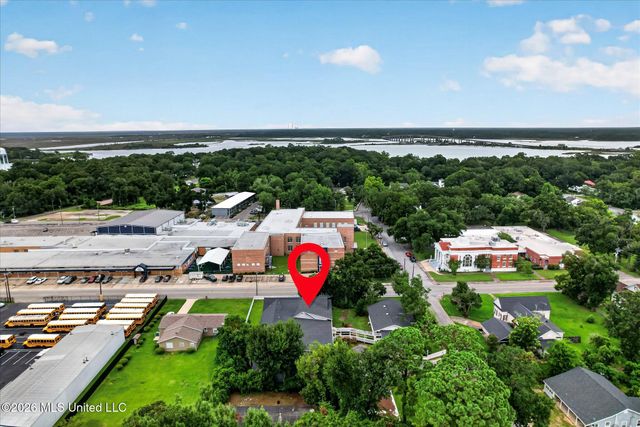 3618 Bellview Avenue, Moss Point, MS 39563