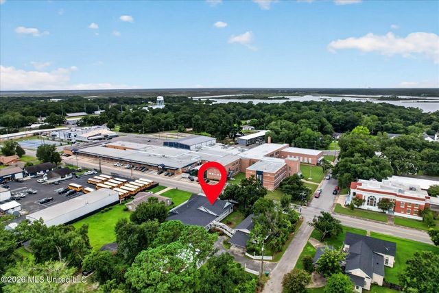 3618 Bellview Avenue, Moss Point, MS 39563