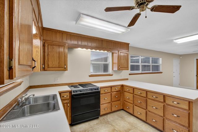 3618 Bellview Avenue, Moss Point, MS 39563