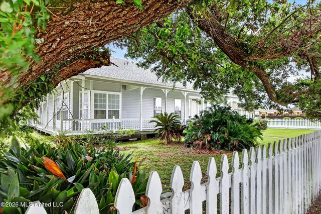 3618 Bellview Avenue, Moss Point, MS 39563