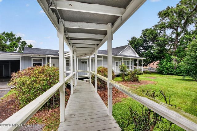 3618 Bellview Avenue, Moss Point, MS 39563