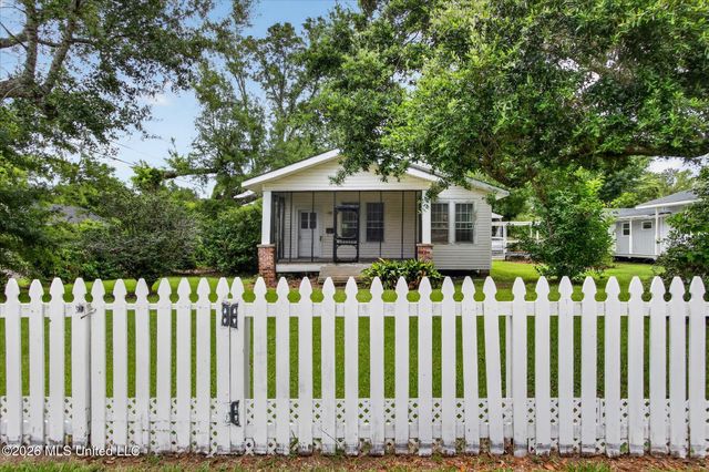3618 Bellview Avenue, Moss Point, MS 39563