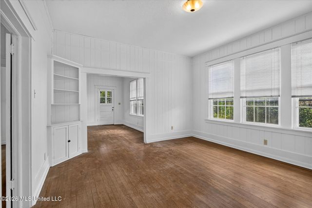 3618 Bellview Avenue, Moss Point, MS 39563