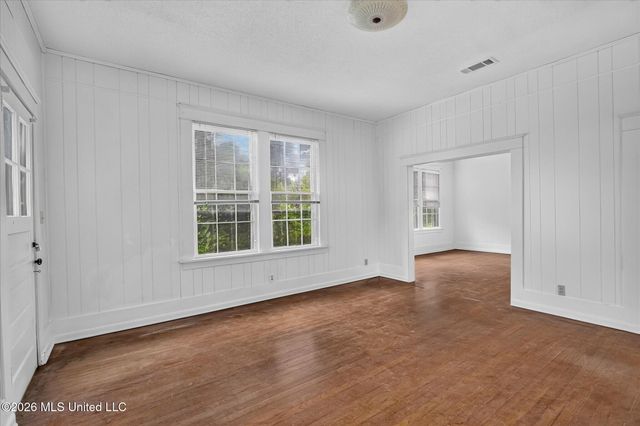 3618 Bellview Avenue, Moss Point, MS 39563