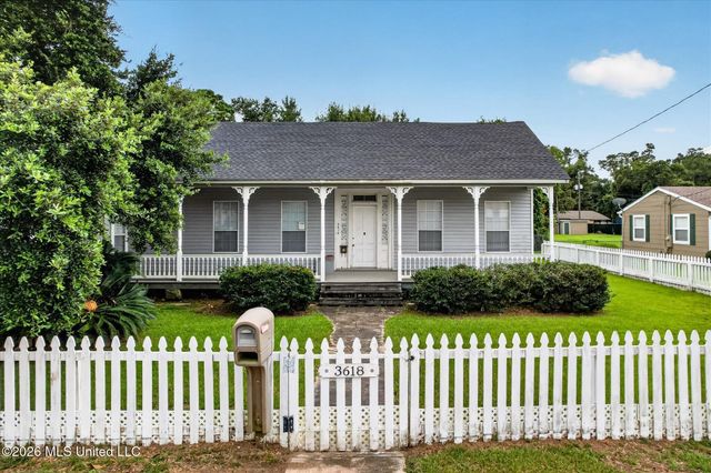 3618 Bellview Avenue, Moss Point, MS 39563