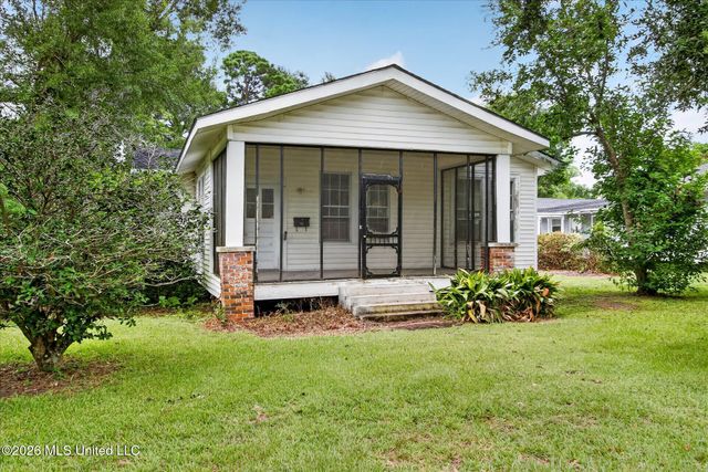 3618 Bellview Avenue, Moss Point, MS 39563