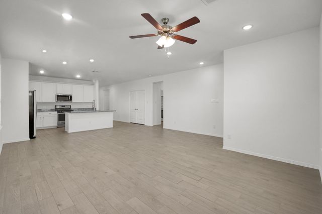 25802 Northpark Pine Drive, Porter, TX 77365