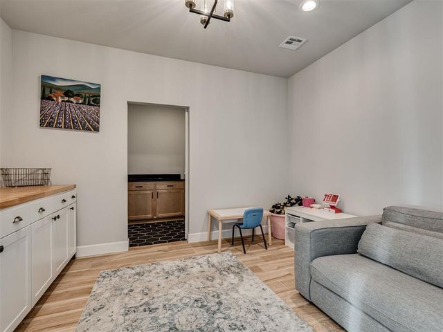 14217 White Falls Lane, Edmond, OK 73025