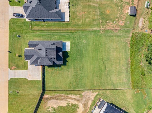 14217 White Falls Lane, Edmond, OK 73025