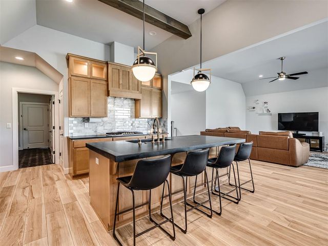 14217 White Falls Lane, Edmond, OK 73025