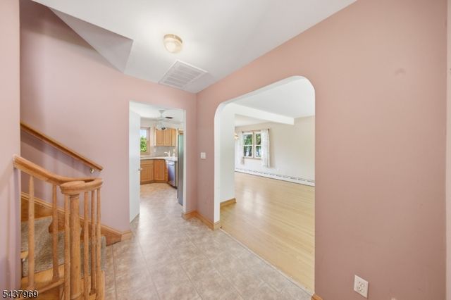 11 Koclas Dr, Netcong Boro, NJ 07857