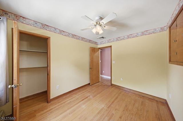 11 Koclas Dr, Netcong Boro, NJ 07857