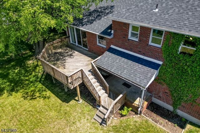 11 Koclas Dr, Netcong Boro, NJ 07857