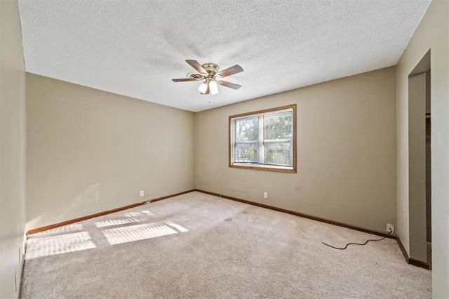 2901 Wayne Avenue, Kansas City, MO 64109