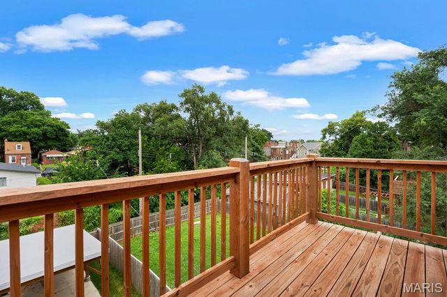 2827 Oregon Avenue, St Louis, MO 63118