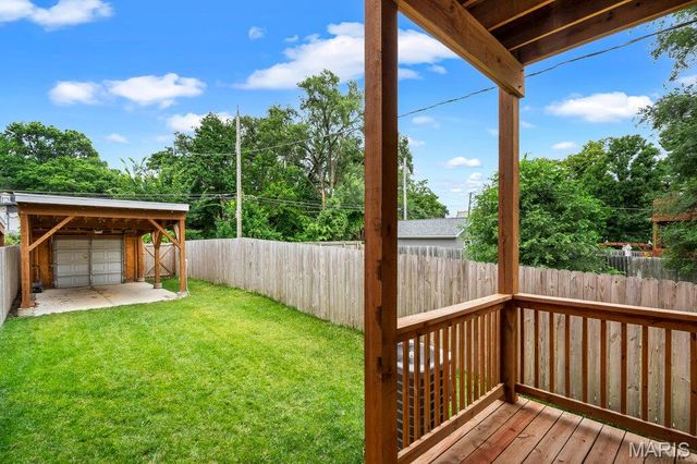 2827 Oregon Avenue, St Louis, MO 63118