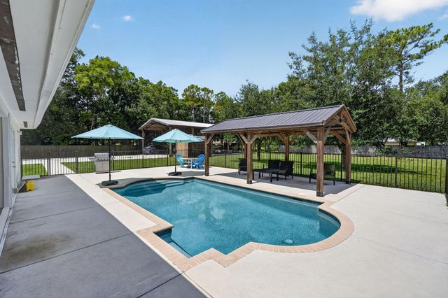 17751 127th Drive N, Jupiter, FL 33478