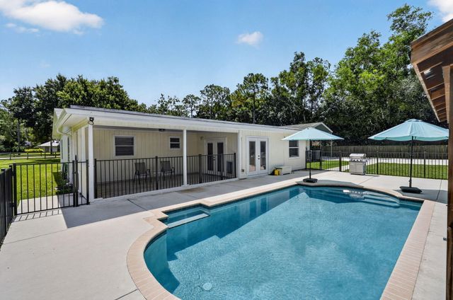 17751 127th Drive N, Jupiter, FL 33478