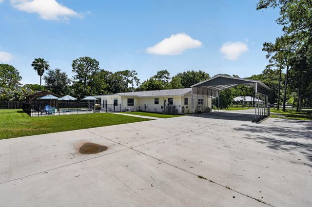 17751 127th Drive N, Jupiter, FL 33478
