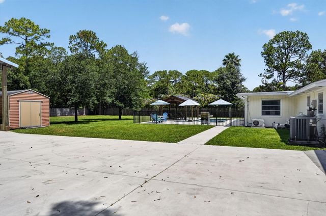 17751 127th Drive N, Jupiter, FL 33478